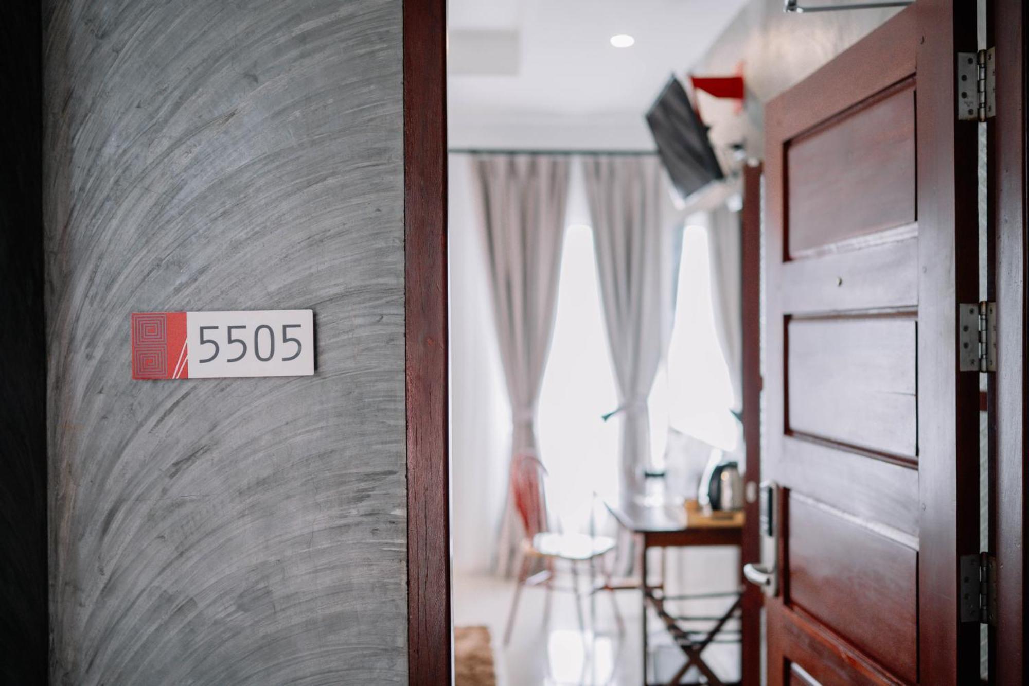 S 2 Modern Boutique Hotel Vientiane Eksteriør bilde