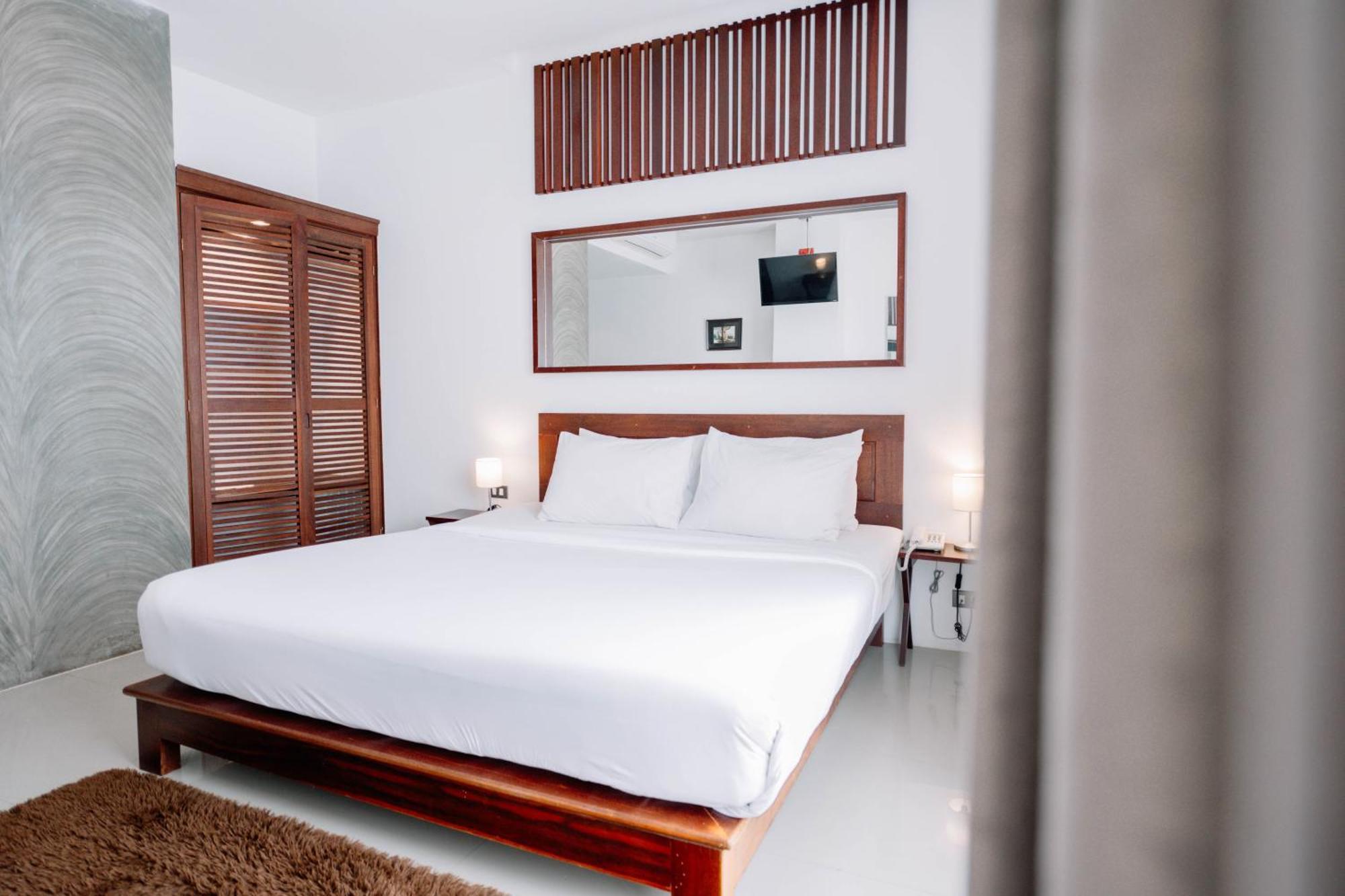 S 2 Modern Boutique Hotel Vientiane Eksteriør bilde
