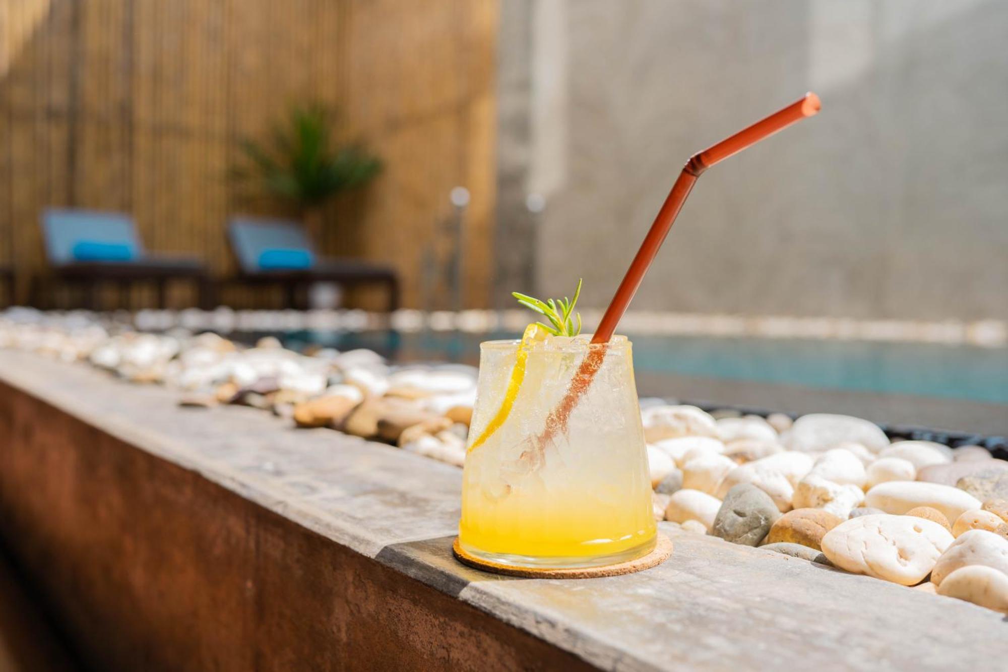 S 2 Modern Boutique Hotel Vientiane Eksteriør bilde